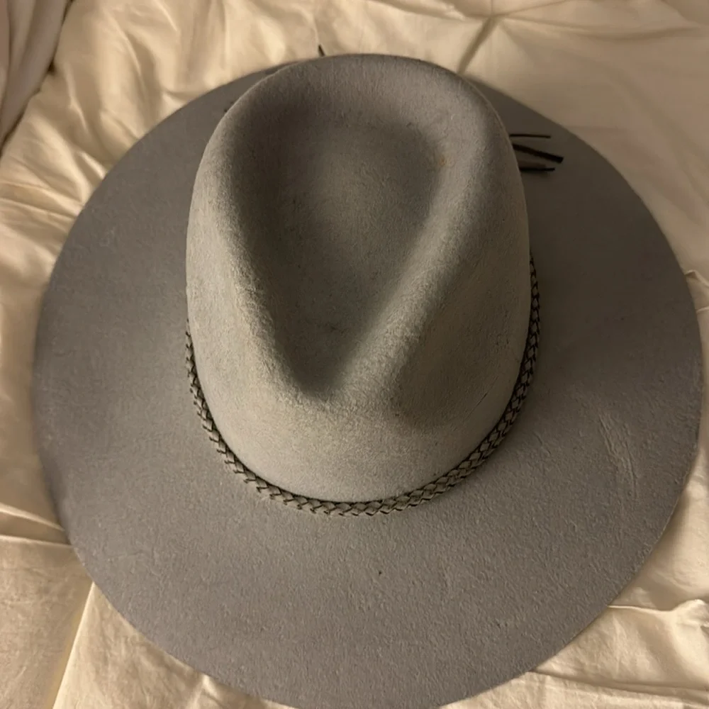 Braxton, New w/ tags. Size M - Picture 4 of 5